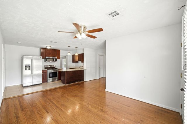 807 E 43rd Street, Houston, TX 77022