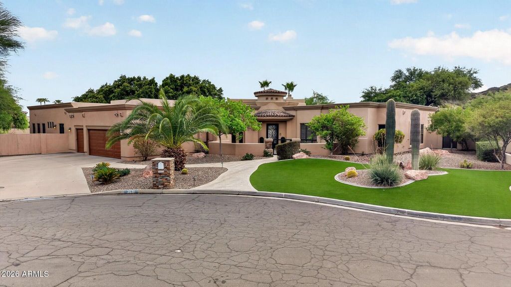 3631 E COCONINO Court, Phoenix, AZ 85044 — exterior