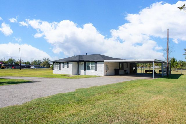 306 Oakhurst Street, La Porte, TX 77571