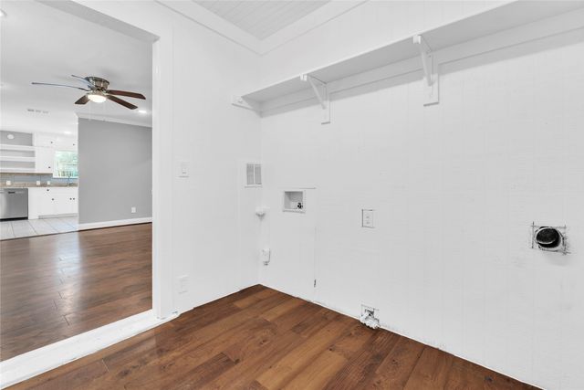 2813 Hunter Street, Fort Worth, TX 76112