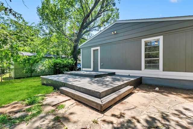 2813 Hunter Street, Fort Worth, TX 76112