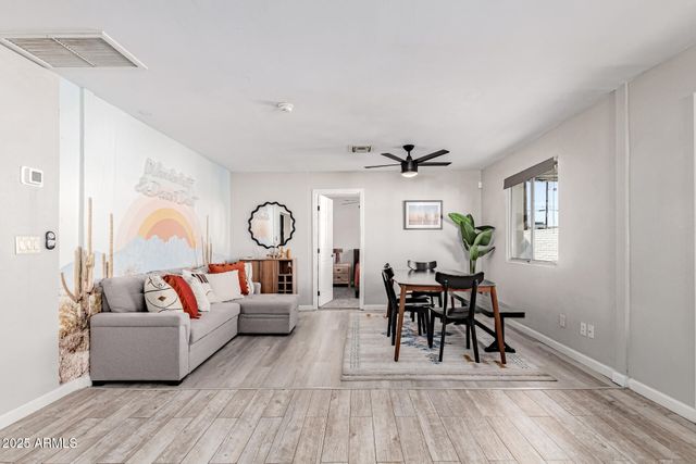 7520 E BEATRICE Street, Scottsdale, AZ 85257