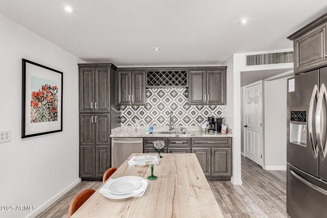 7520 E BEATRICE Street, Scottsdale, AZ 85257