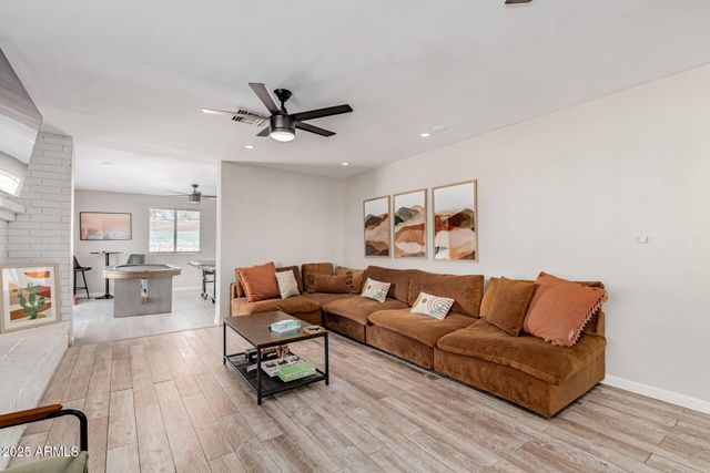 7520 E BEATRICE Street, Scottsdale, AZ 85257