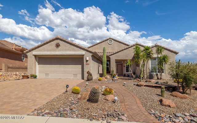 13730 N Heritage Canyon Drive, Marana, AZ 85658