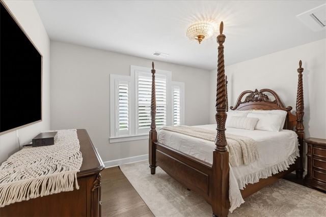 319 Crest Ln, Adams Twp, PA 16046