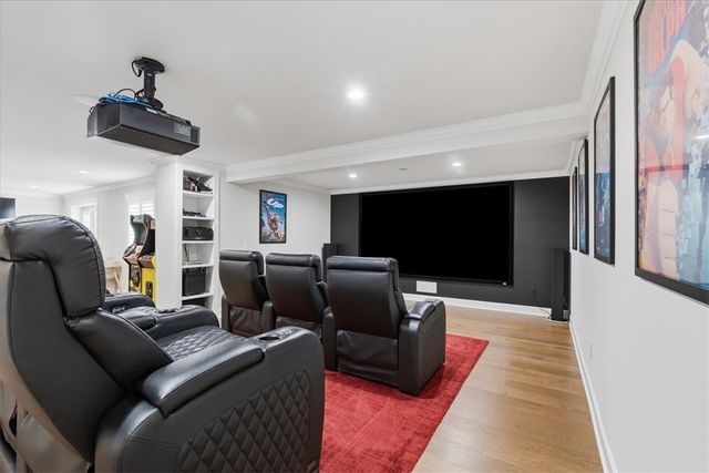 319 Crest Ln, Adams Twp, PA 16046