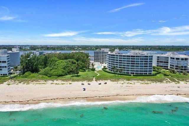 2774 S Ocean Boulevard 409, Palm Beach, FL 33480
