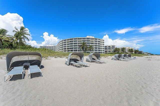 2774 S Ocean Boulevard 409, Palm Beach, FL 33480