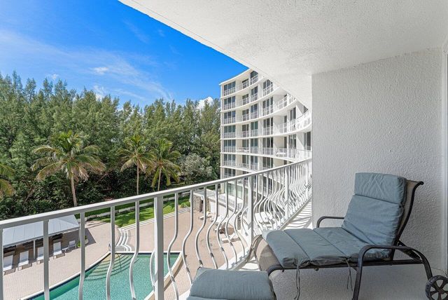 2774 S Ocean Boulevard 409, Palm Beach, FL 33480
