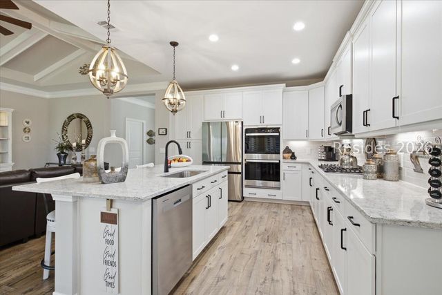 88 Sand Castle Dr, Hardeeville, SC 29927