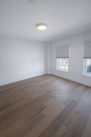 65 L Street 202, Boston, MA 02127