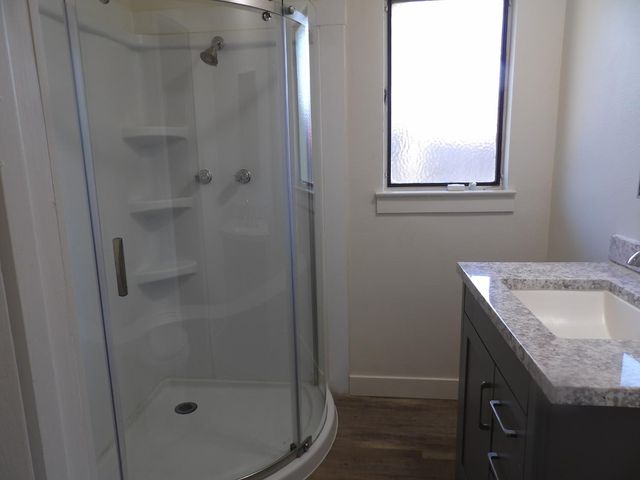 3724 E Griffith Way, Fresno, CA 93726