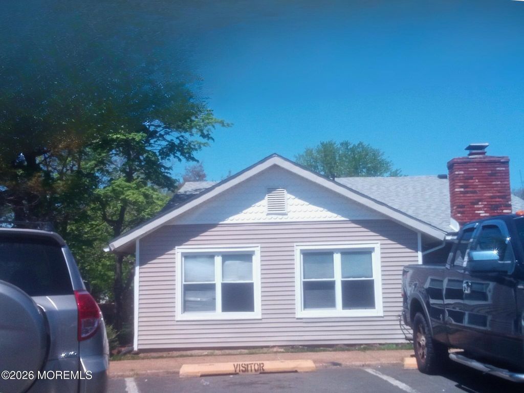 192 Downing Street, Lakewood, NJ 08701