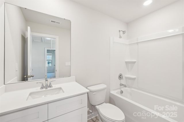 5036 Poplin Valley, Cherryville, NC 28021
