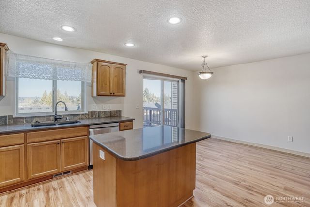 1402 NE 71st Drive, Vancouver, WA 98665