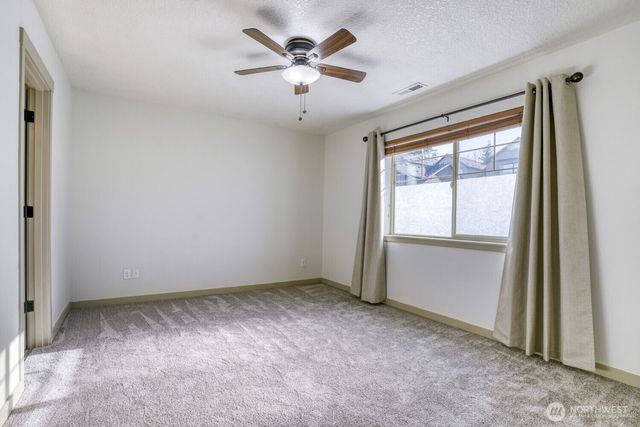 1402 NE 71st Drive, Vancouver, WA 98665