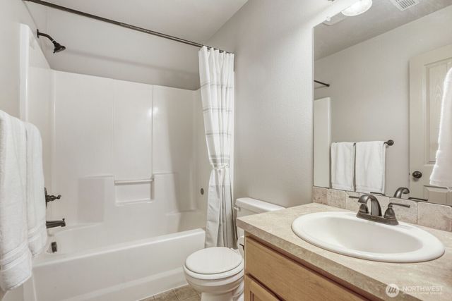 1402 NE 71st Drive, Vancouver, WA 98665