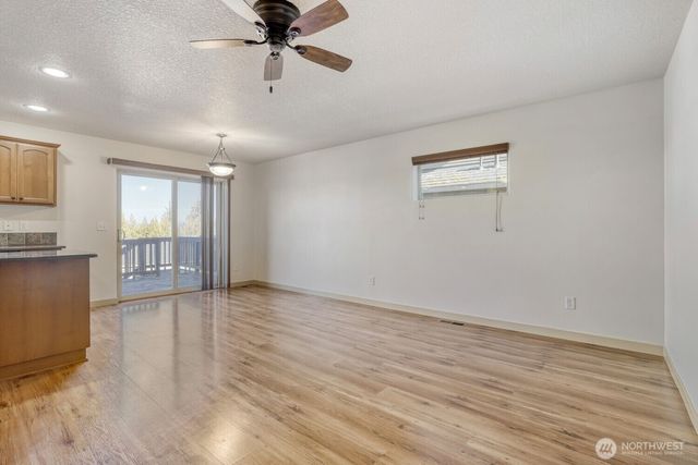 1402 NE 71st Drive, Vancouver, WA 98665