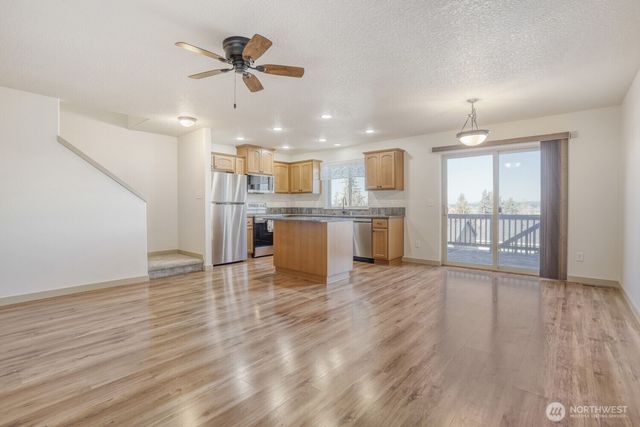 1402 NE 71st Drive, Vancouver, WA 98665