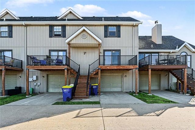 145 Stonebridge Lane 145, Smithville, MO 64089