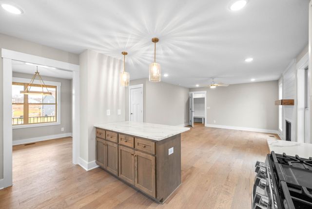 1589 Collins View Way, Clarksville, TN 37043