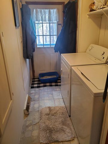 210 Quechee -Hartland Road, Hartford, VT 05001