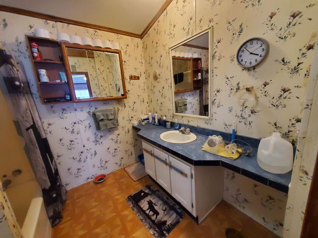 210 Quechee -Hartland Road, Hartford, VT 05001