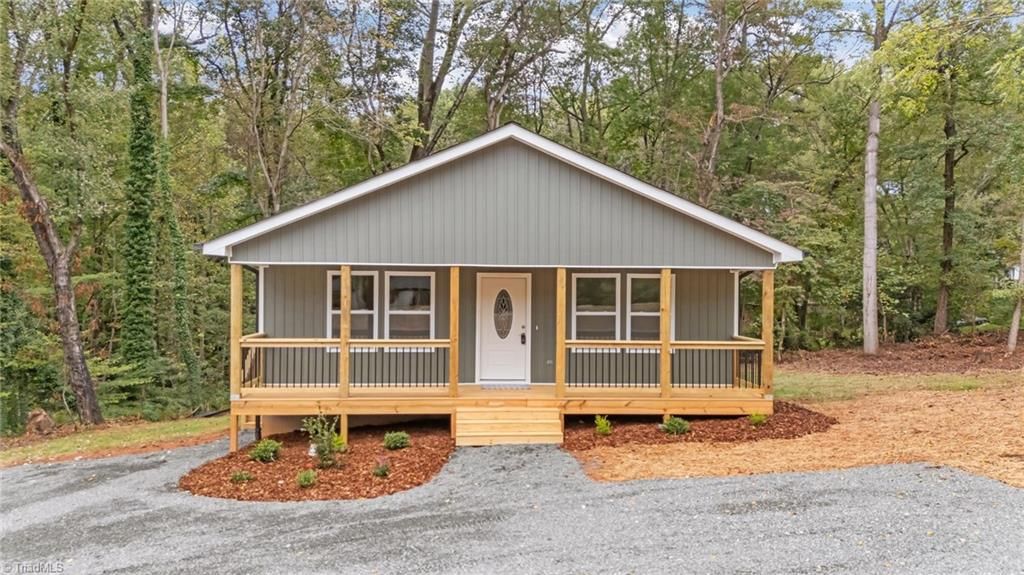 4429 White Rock Road, Winston-salem, NC 27105