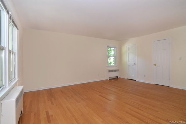 74 Briary Road, Dobbs Ferry, NY 10522