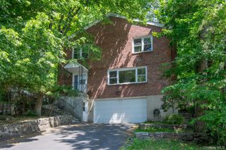 74 Briary Road, Dobbs Ferry, NY 10522