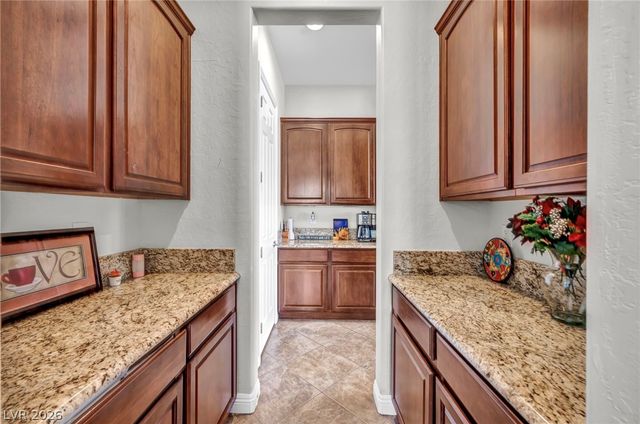 8525 Killians Greens Drive, Las Vegas, NV 89131