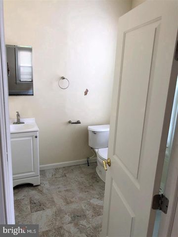 247 GREEN LN, Philadelphia, PA 19128