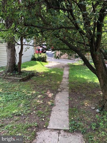 247 GREEN LN, Philadelphia, PA 19128
