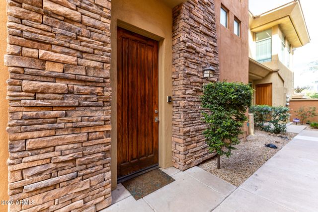 14450 N THOMPSON PEAK Parkway 215, Scottsdale, AZ 85260