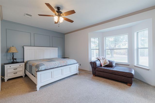 1520 Lakefield Drive, Sealy, TX 77474