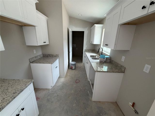 754 W DEACON PLACE, Citrus Springs, FL 34434