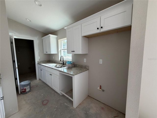 754 W DEACON PLACE, Citrus Springs, FL 34434