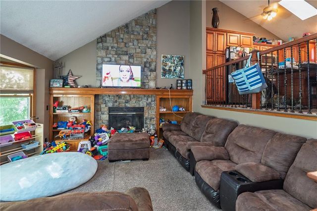 1103 N Emma Street, Olathe, KS 66061