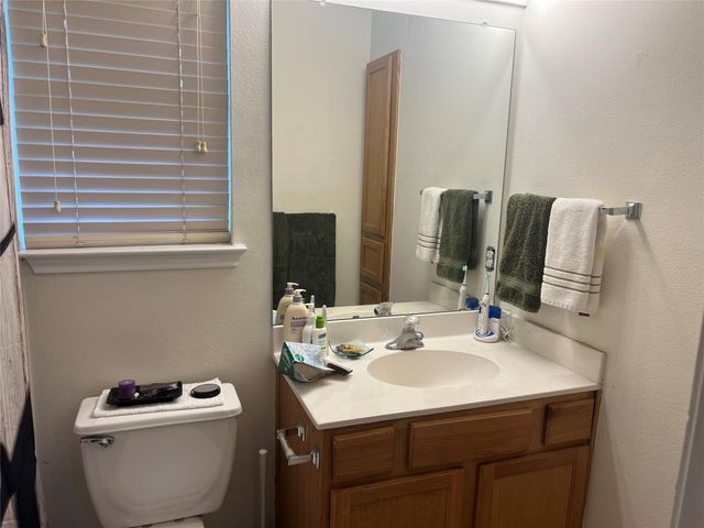 106 Marvin CV, Hutto, TX 78634