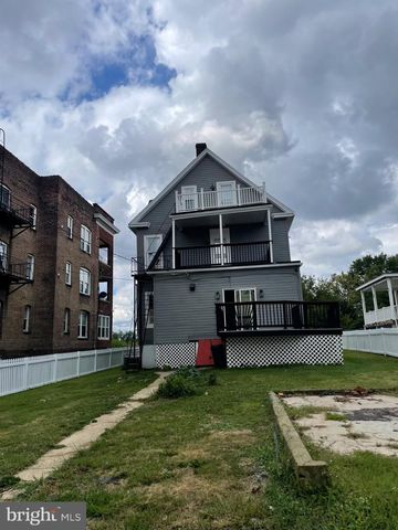 2403 GARRISON BLVD, Baltimore, MD 21216