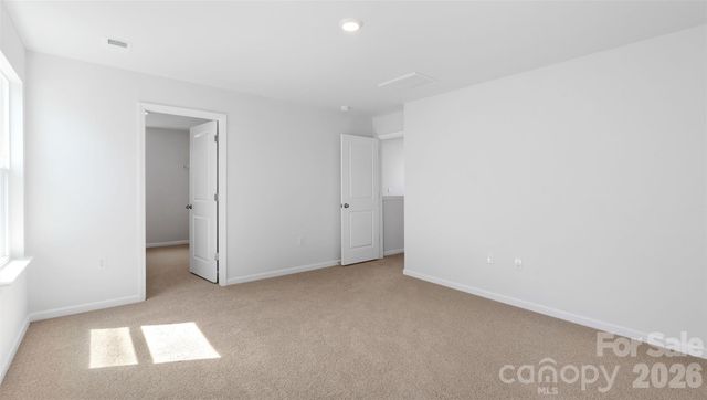 42 Caroline Valley Lane, Hendersonville, NC 28792