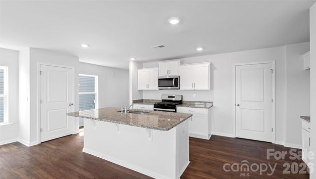 42 Caroline Valley Lane, Hendersonville, NC 28792