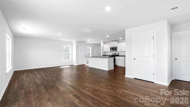 42 Caroline Valley Lane, Hendersonville, NC 28792