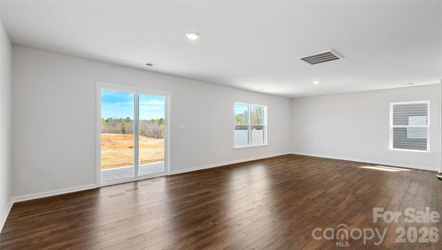 42 Caroline Valley Lane, Hendersonville, NC 28792