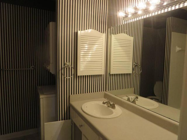 3700 W Clay Street 244, Houston, TX 77019