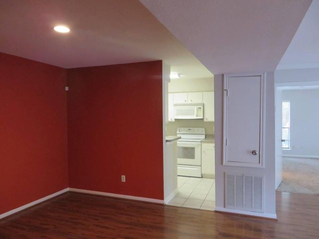 3700 W Clay Street 244, Houston, TX 77019