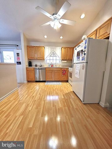 1114 KENT DRIVE, Mechanicsburg, PA 17050