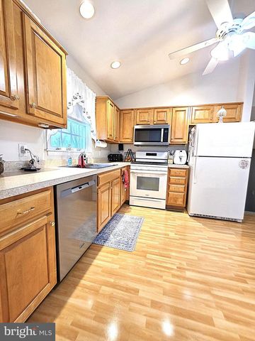 1114 KENT DRIVE, Mechanicsburg, PA 17050