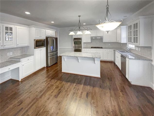 7880 Gable Drive, Douglasville, GA 30135